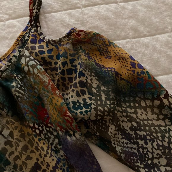 Off Shoulder Miss Tina Blouse - Picture 4 of 4